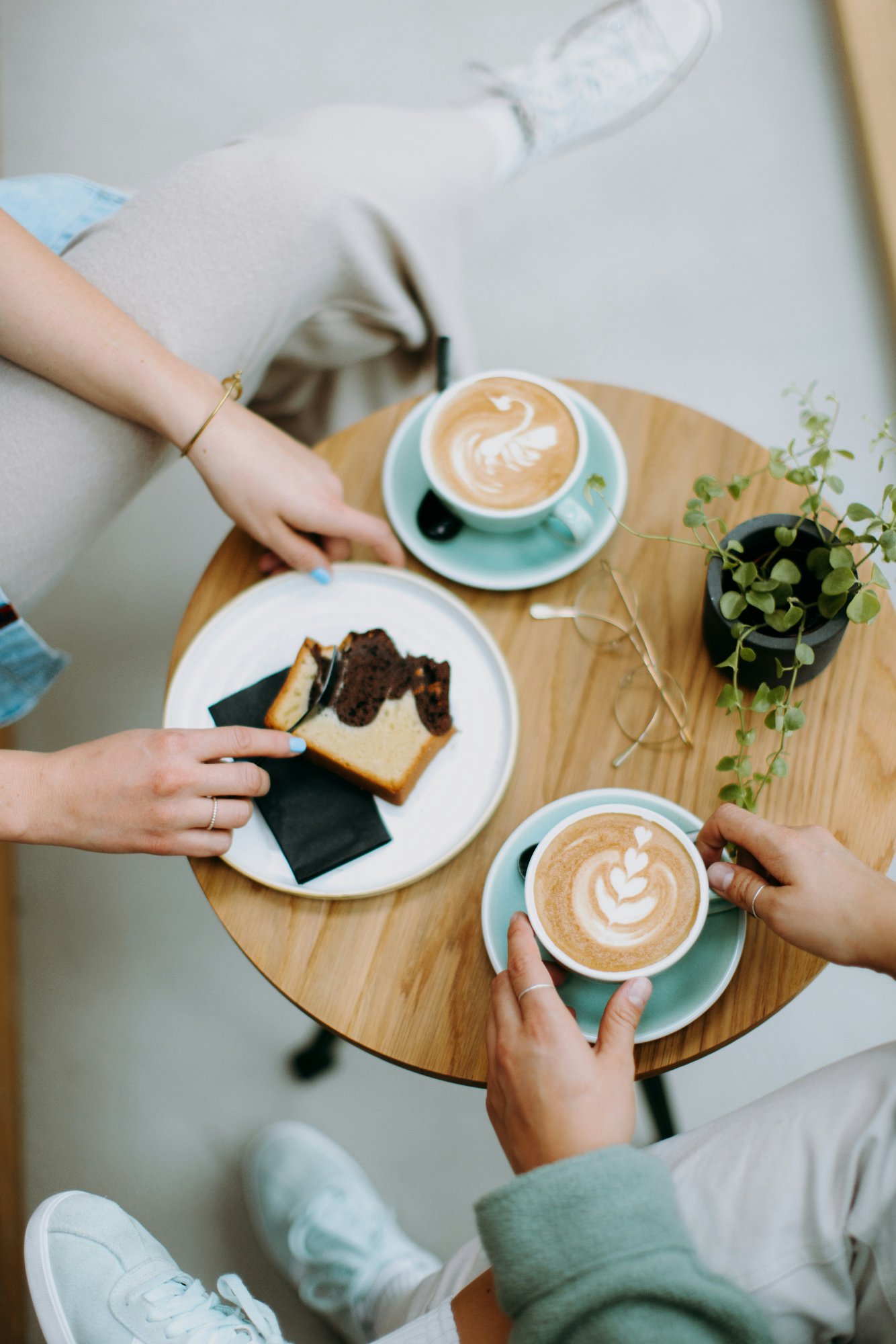 Cafés and restaurants